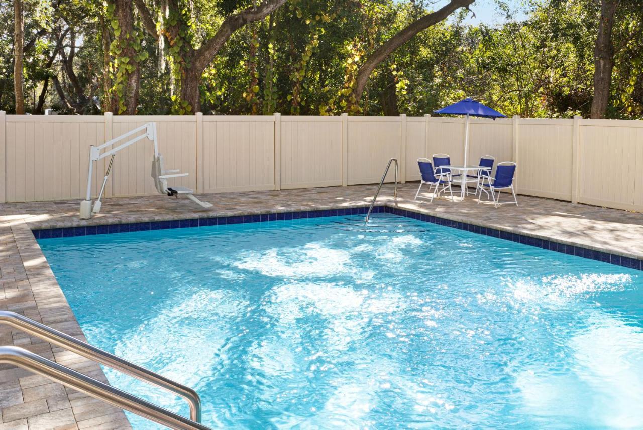 Candlewood Suites - Safety Harbor By Ihg Екстер'єр фото